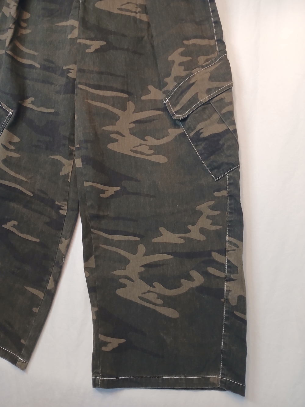 Olive Green & Tan Camo Wide Leg Elastic Waist Cargo Pants L New! - Picture 3 of 10